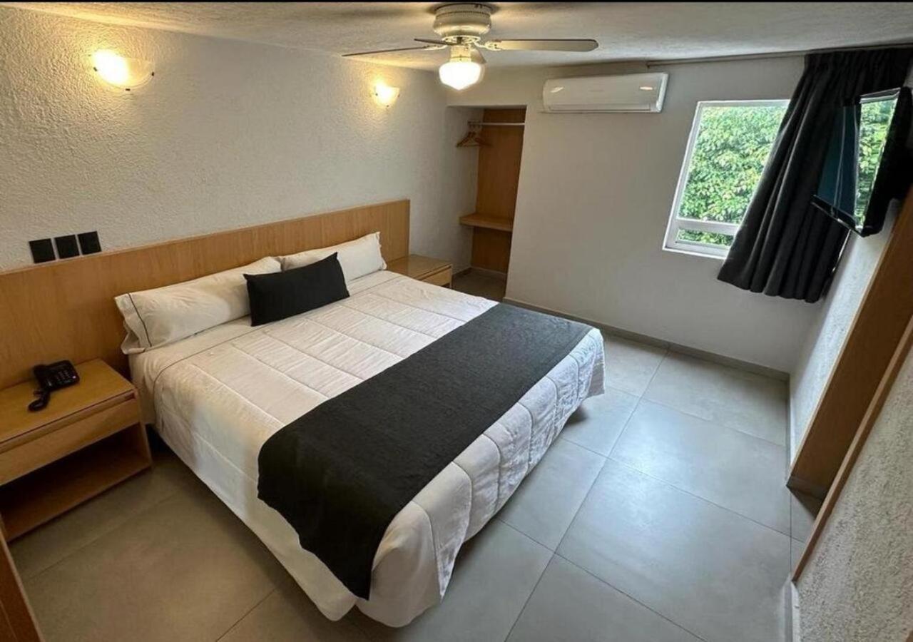 Hotel Emperador Centro Y Remodelado 3*